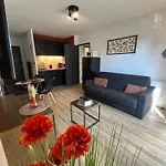 L\'Etape Cosy, Parking Gratuit