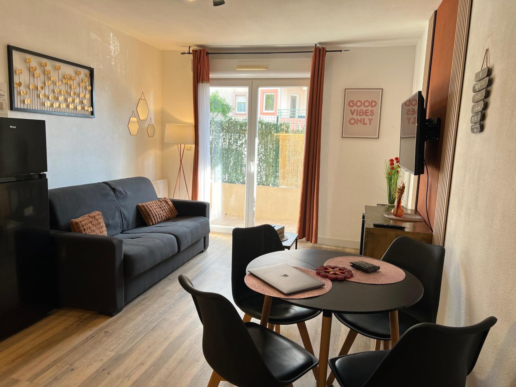 Apartment L'etape Cosy, Parking Gratuit Carcassonne
